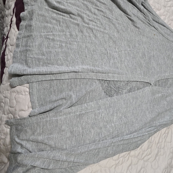 Top - Picture 2 of 2